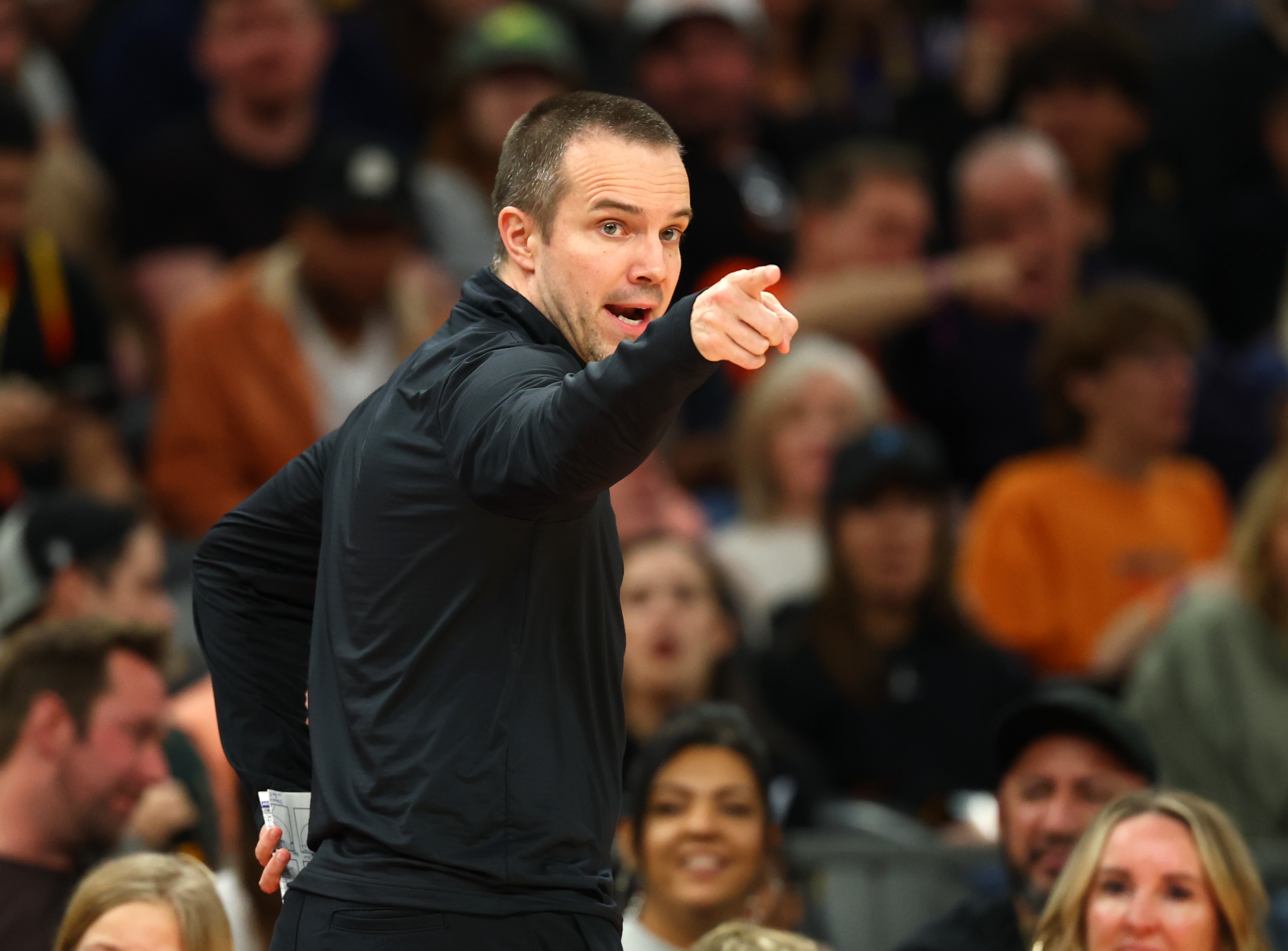 华体会官方网站-奥特：火箭身体对抗明显占优 进入季后赛会缩短轮换要选对人